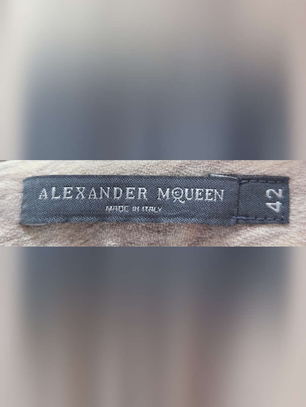 RARE ALEXANDER MCQUEEN ARCHIVAL AW14 WOLF PRINT RUNWAY TROUSERS. - Picture 5 of 8